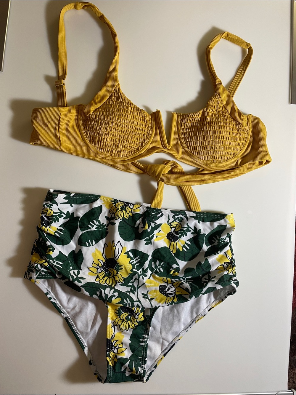 New Size L Women’s Two-Piece High-Waist Floral Bikini Set - Yellow